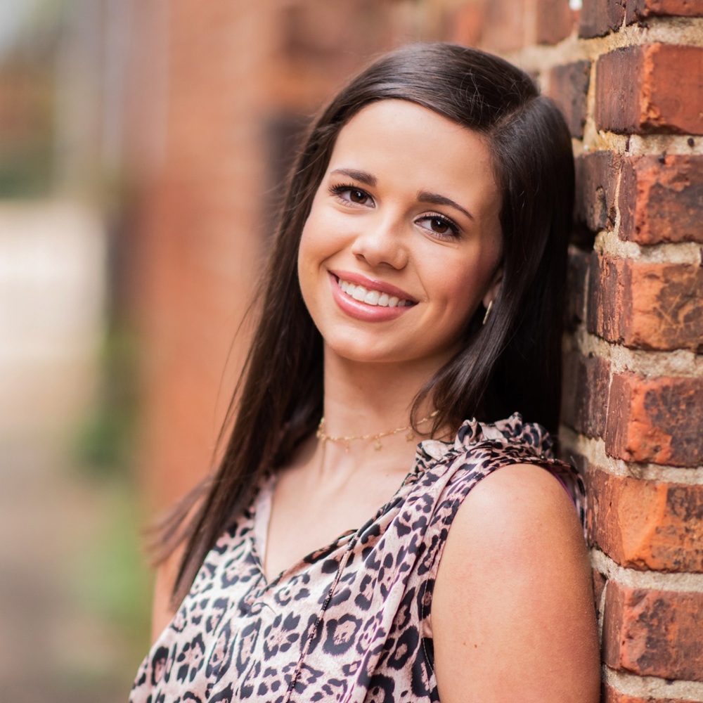 Meet your Posher, Taylor leigh